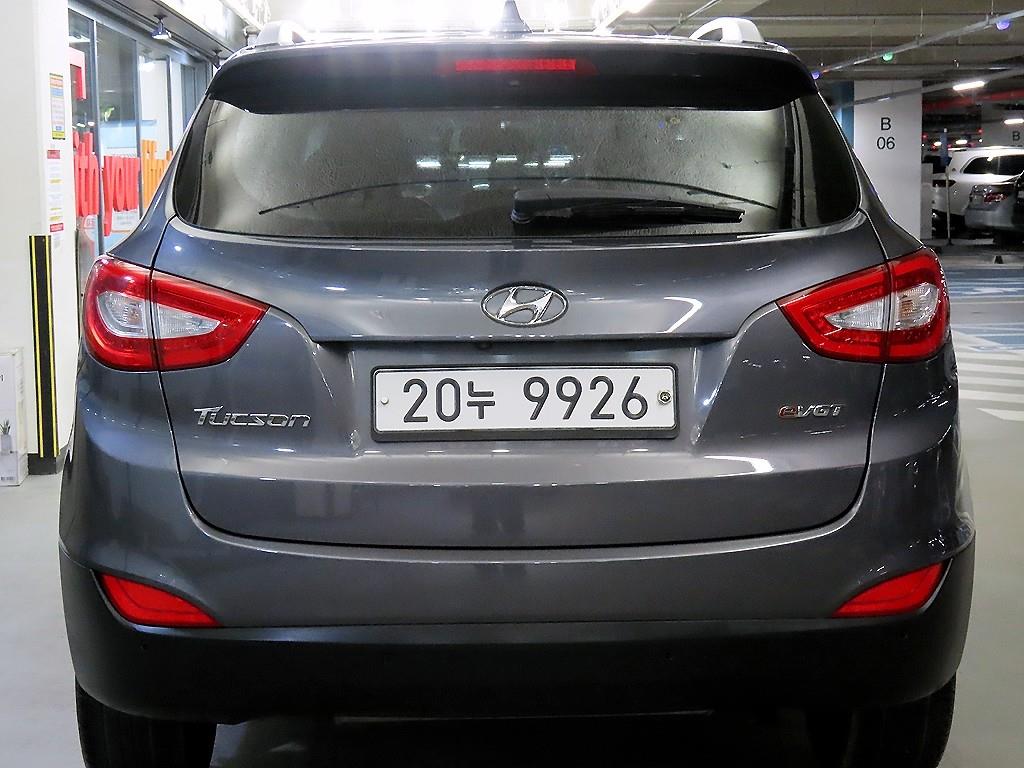HYUNDAI Tucson - Vista 5