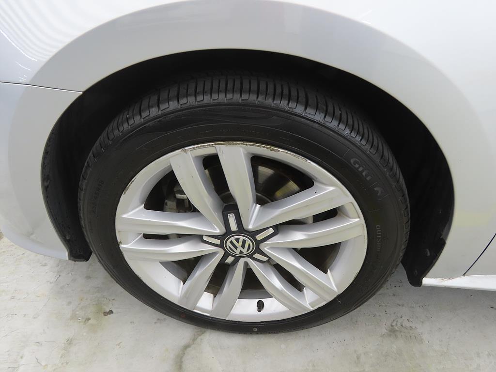 Volkswagen Passat 2016 Plateado - Importación desde Corea - HF Imports Iquique - Foto 20