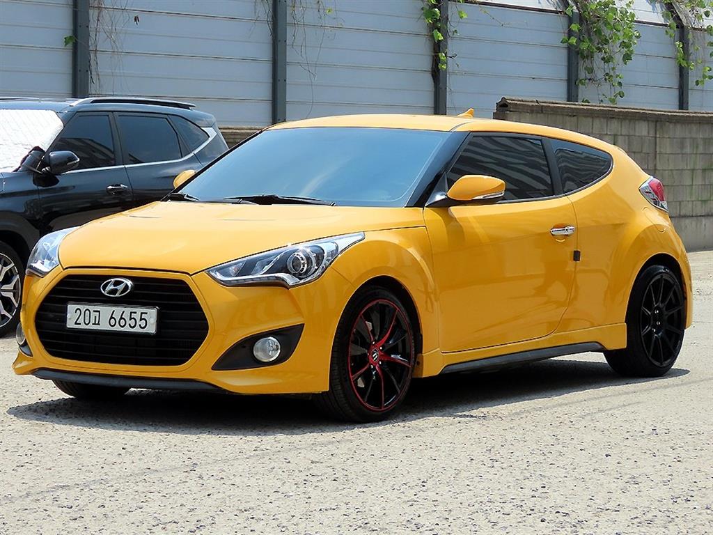 HYUNDAI Veloster - Vista 2