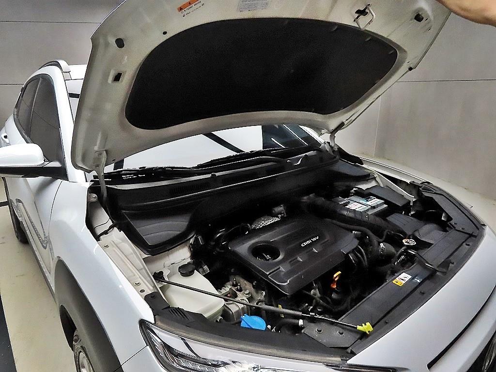 HYUNDAI Kona 2018 Blanco - Importación desde Corea - HF Imports Iquique - Foto 18