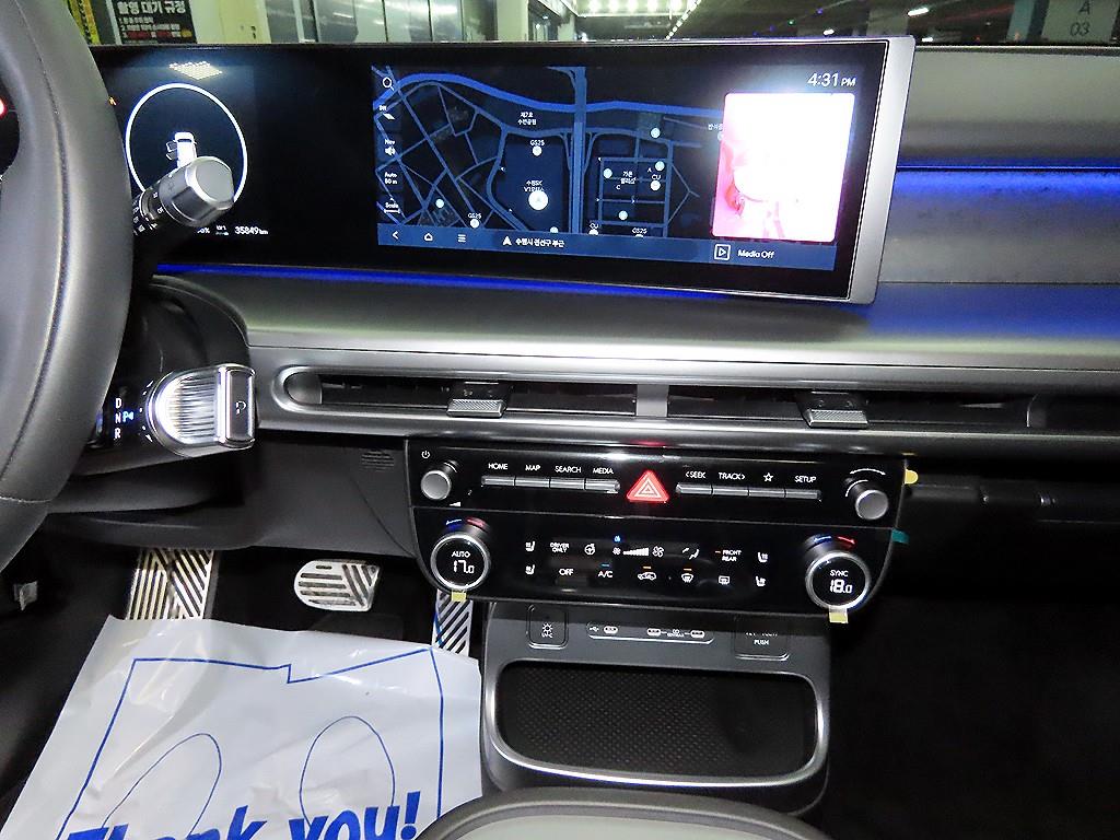 HYUNDAI IONIQ 9 - Vista 11