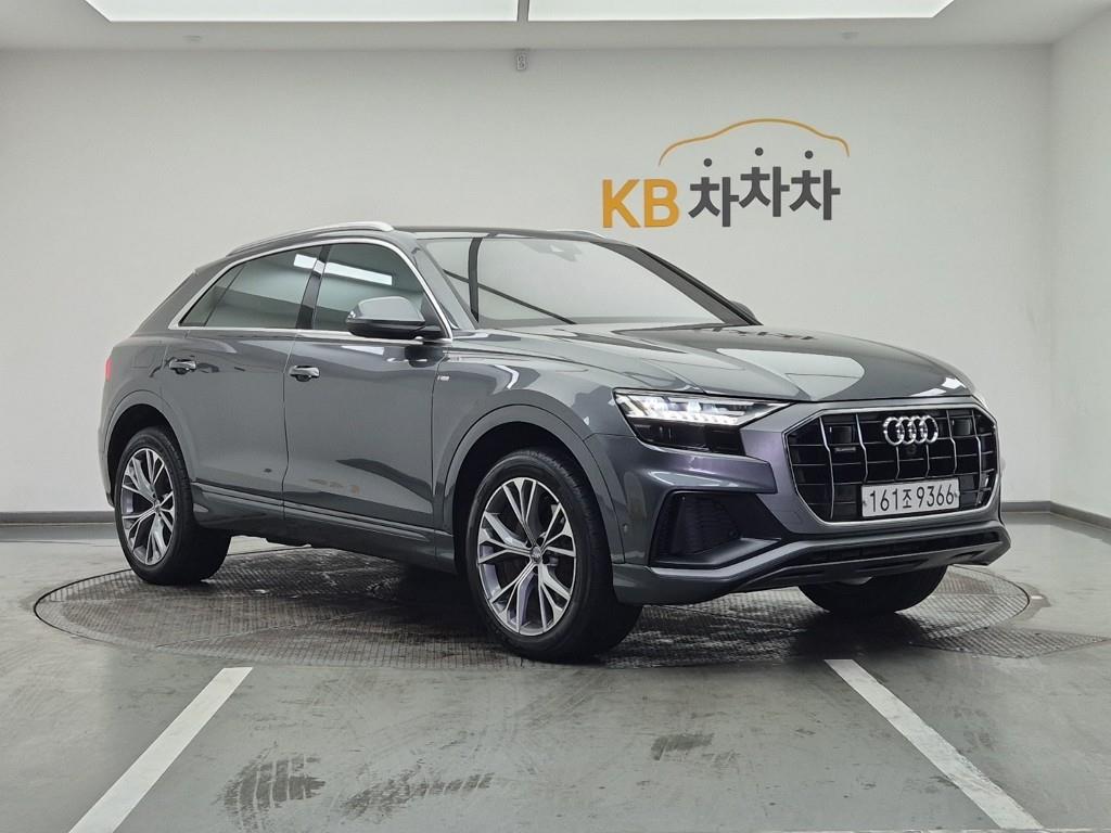 Audi Q8 - Vista 2