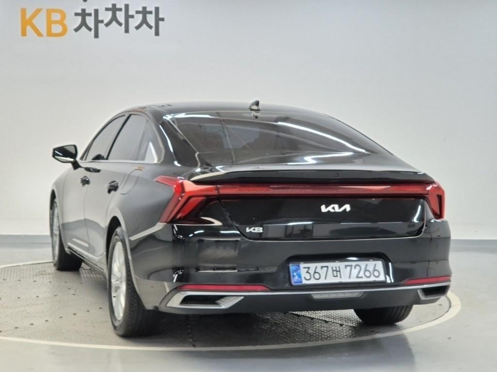 KIA K8 - Vista 2