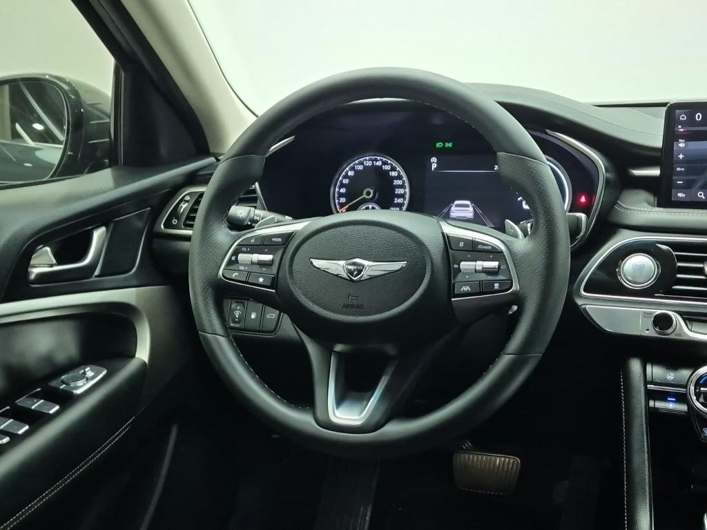 Genesis G70 - Vista 11