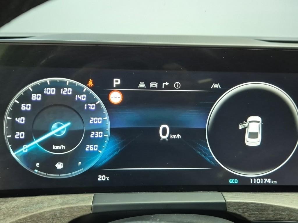 KIA K8 - Vista 8