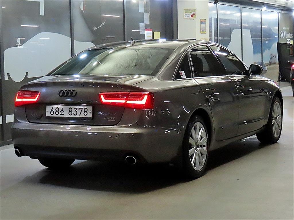 Audi A6 - Vista 4