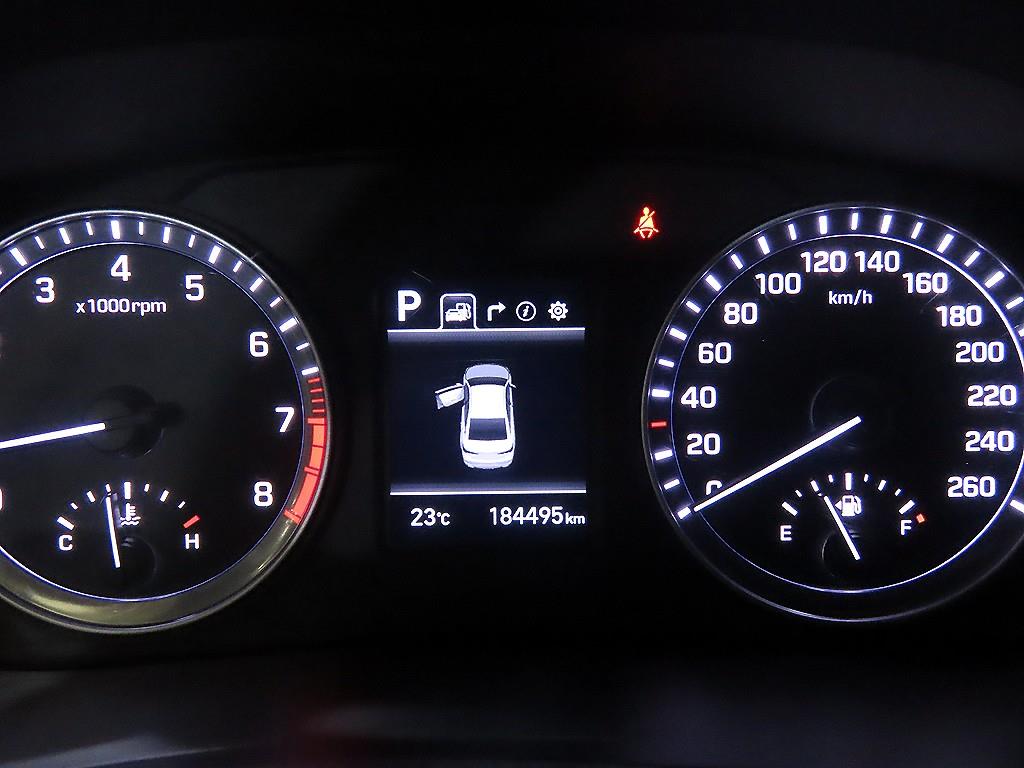 HYUNDAI Sonata - Vista 9