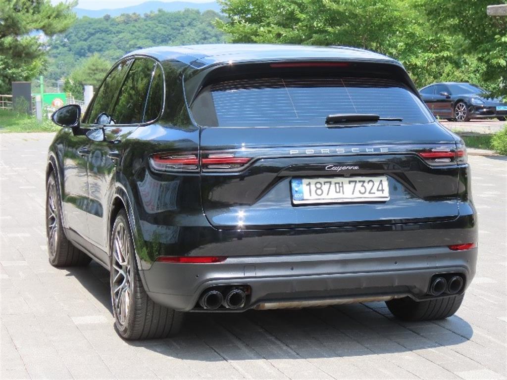 Porsche Cayenne - Vista 6