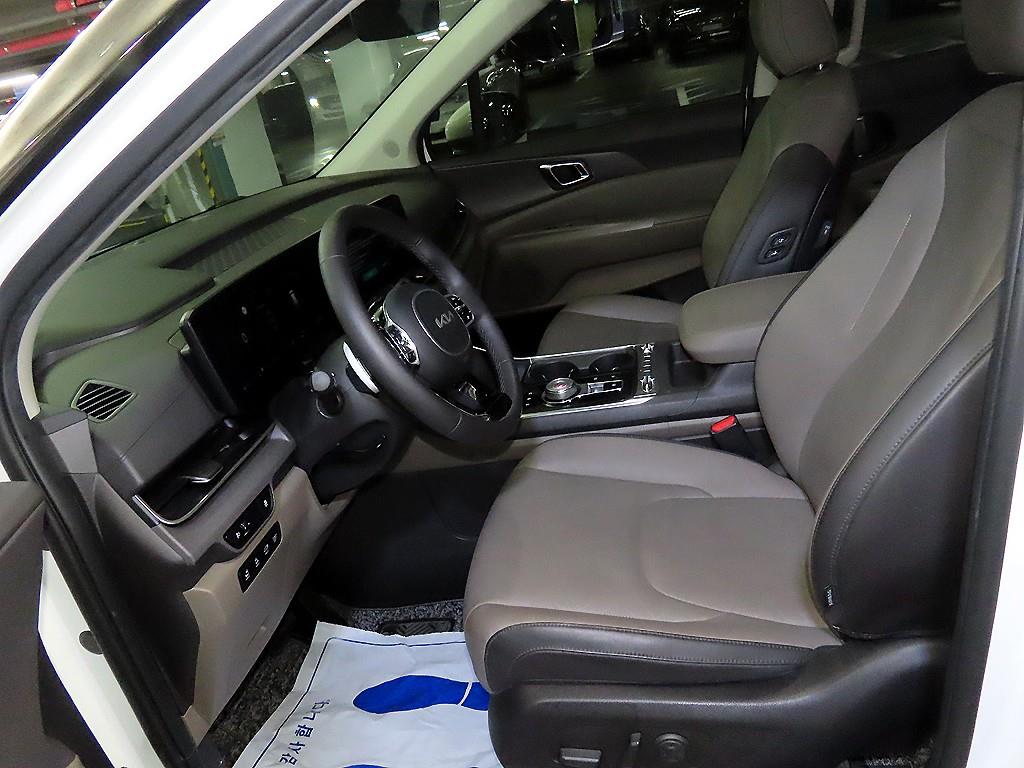 KIA Carnival - Vista 6