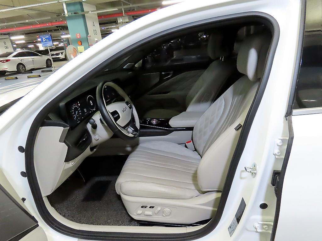 KIA K8 - Vista 10