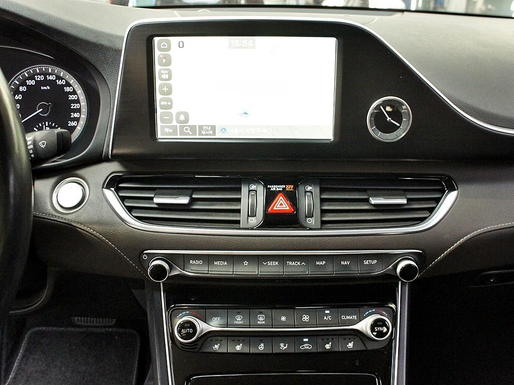 HYUNDAI Grandeur - Vista 12