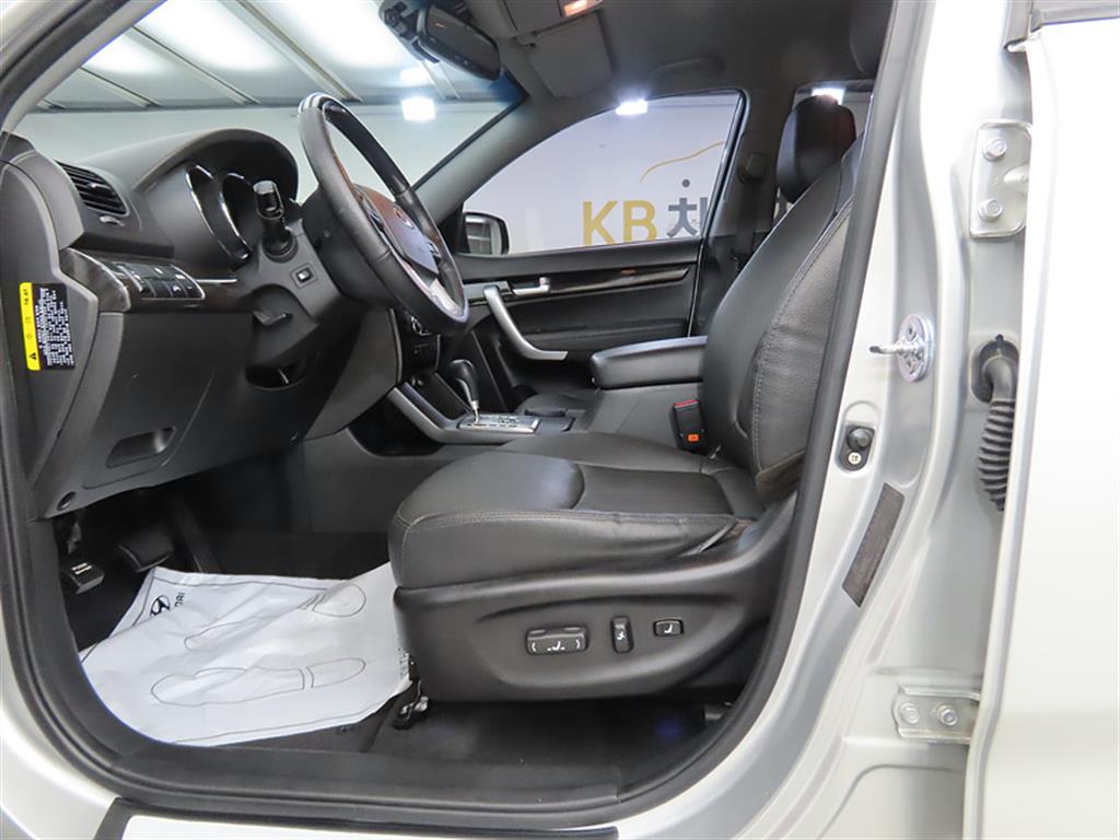 KIA Sorento - Vista 7