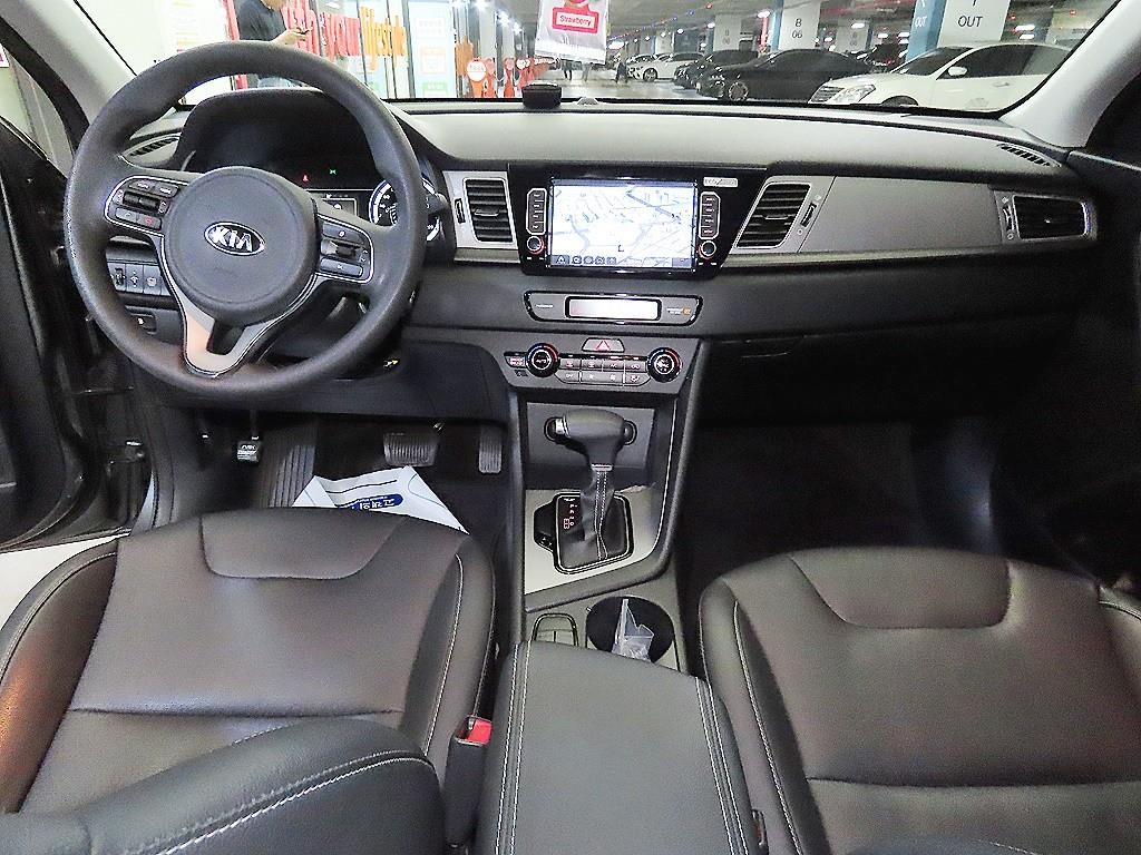 KIA Niro - Vista 10