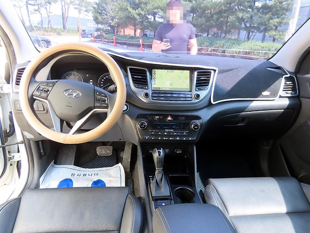 HYUNDAI Tucson - Vista 7