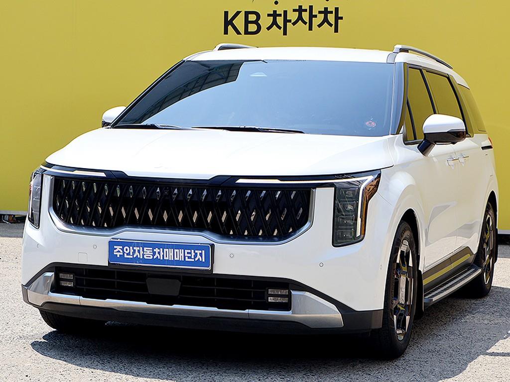 KIA Carnival - Vista 2