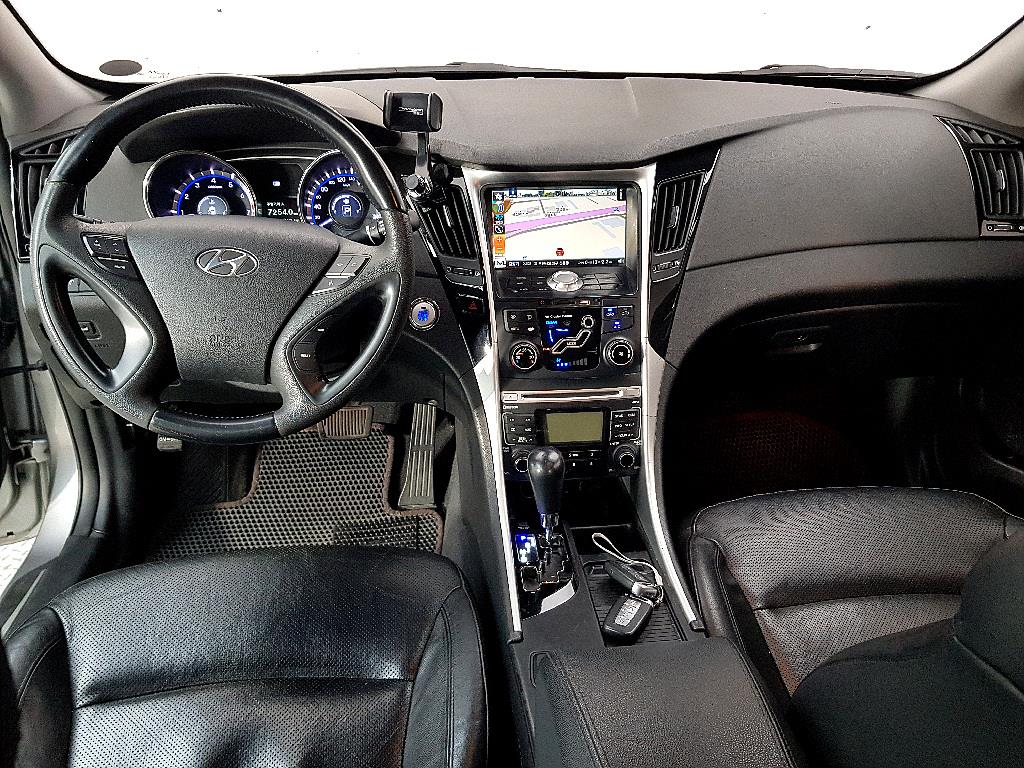 HYUNDAI Sonata - Vista 7
