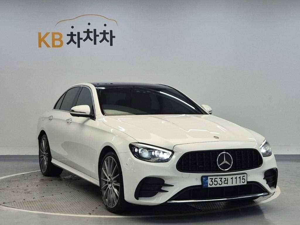 Mercedes Benz E class - Vista 6