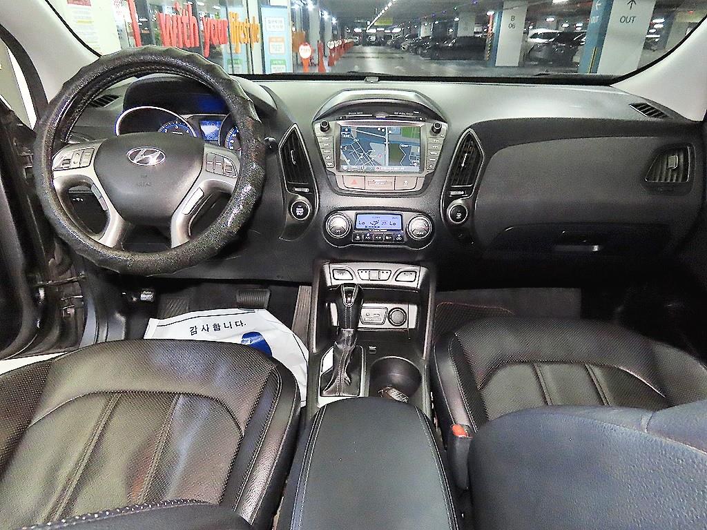 HYUNDAI Tucson - Vista 10