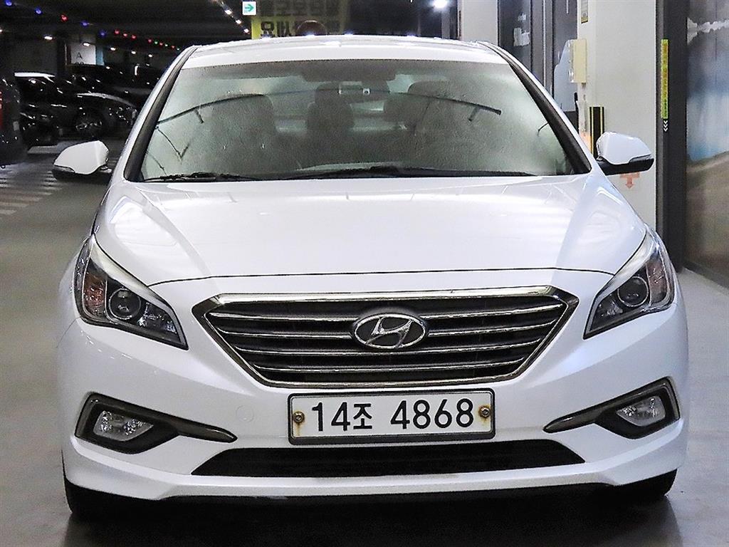 HYUNDAI Sonata - Vista 2