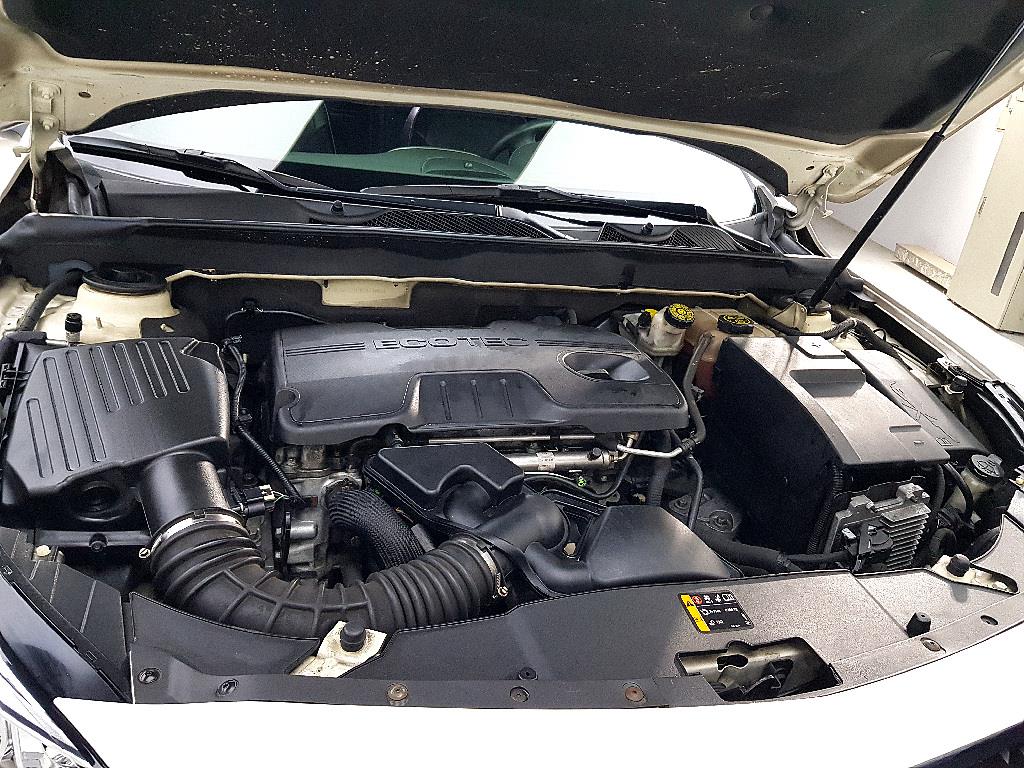 Chevrolet Malibu - Vista 6