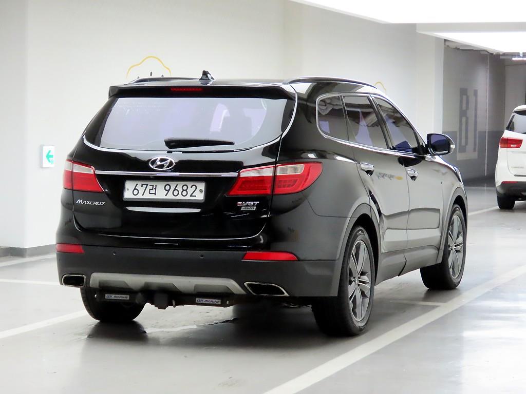 HYUNDAI Maxcruz - Vista 4