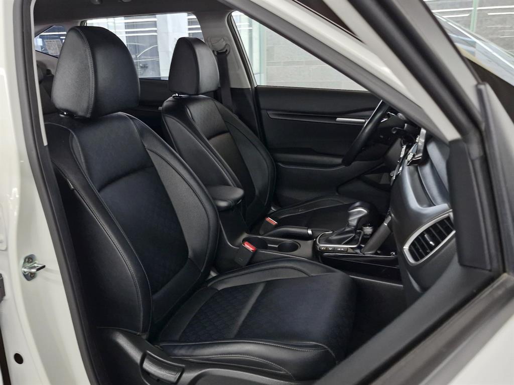 KIA Seltos - Vista 12