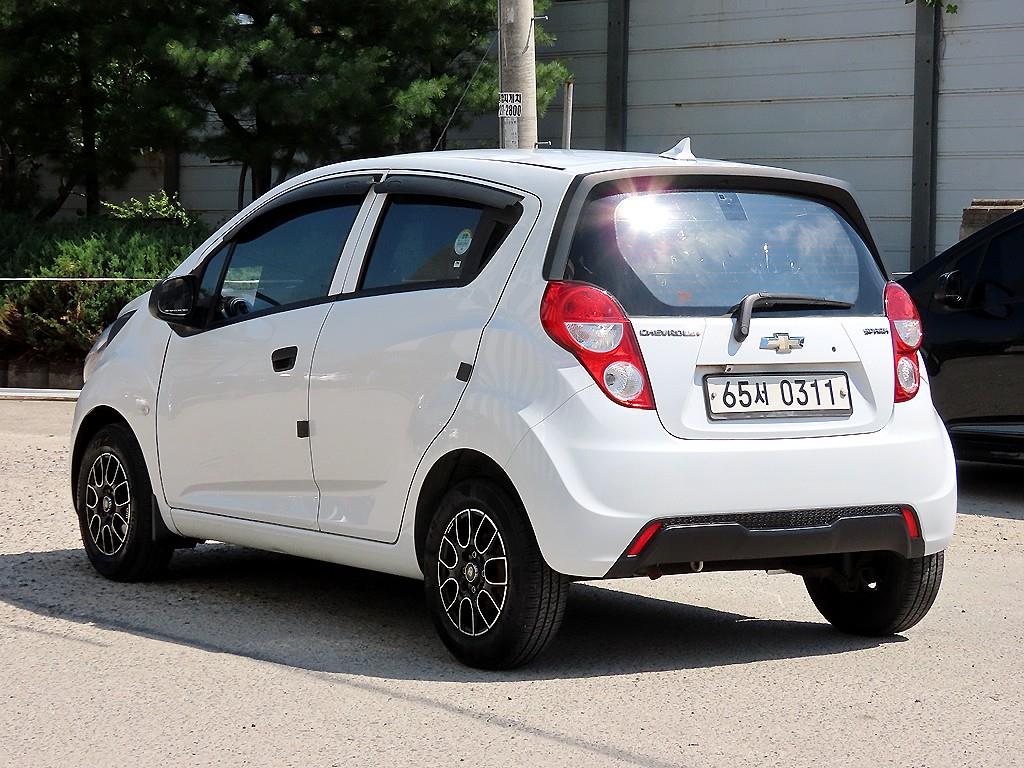 Chevrolet Spark - Vista 3