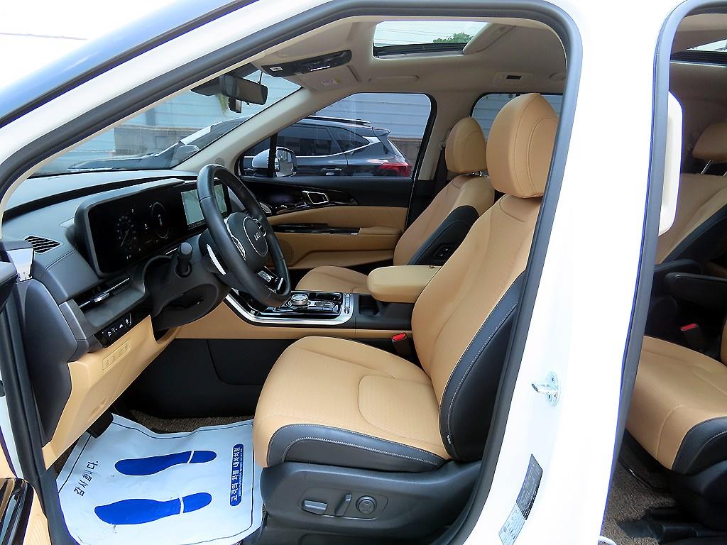 KIA Carnival - Vista 7