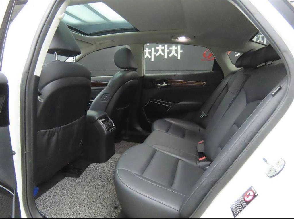 KIA K7 - Vista 6
