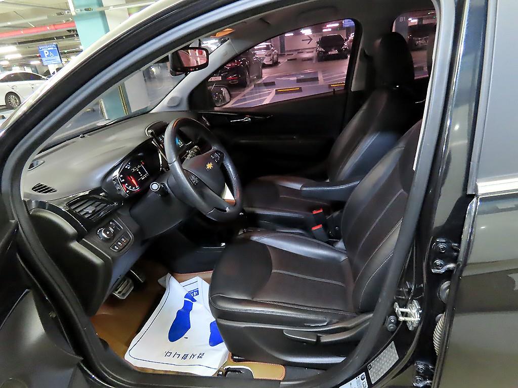 Chevrolet Spark - Vista 6