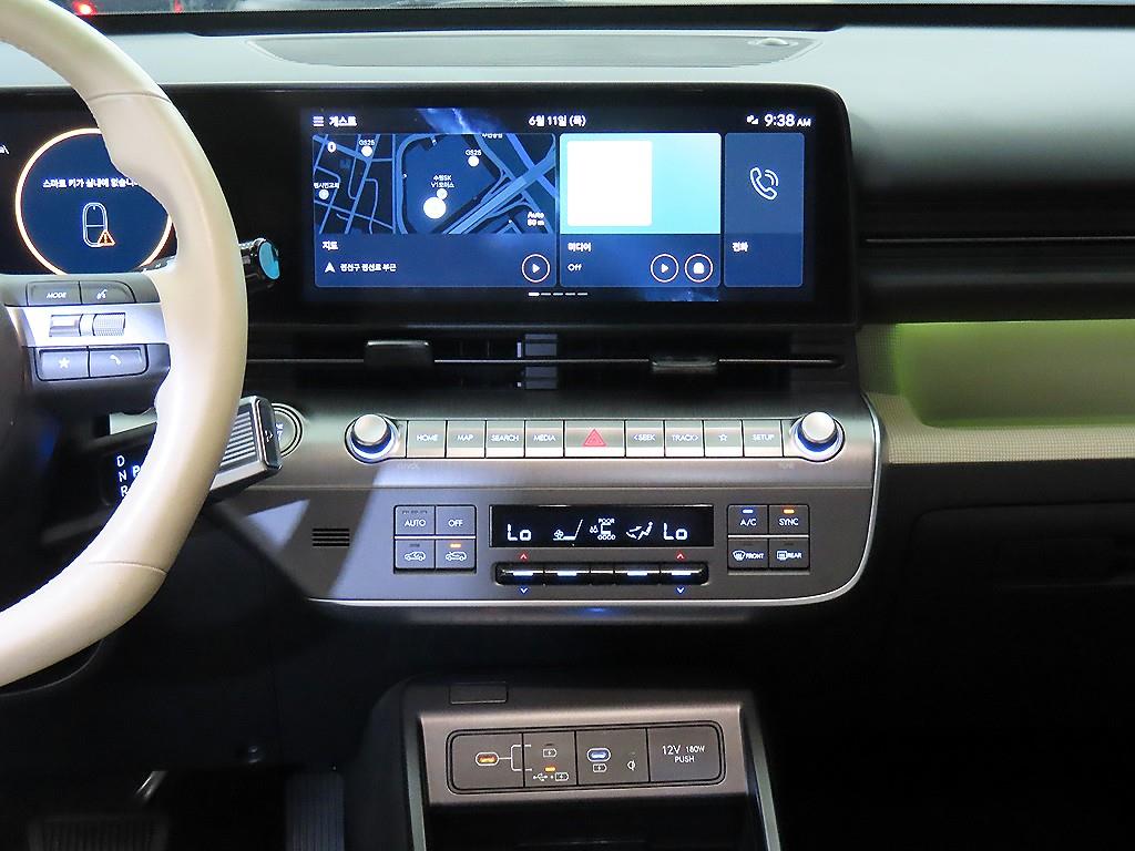 HYUNDAI Kona - Vista 11