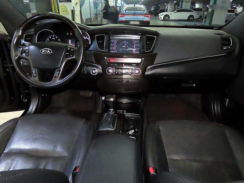 KIA K7 - Vista 10