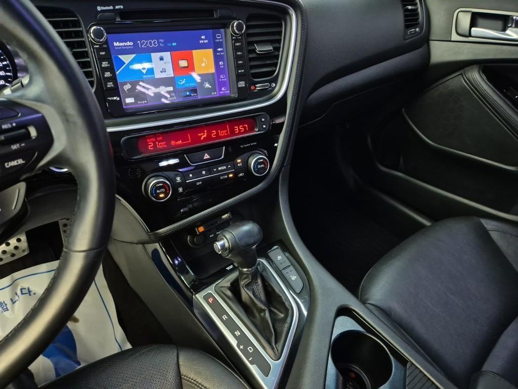 KIA K5 - Vista 12
