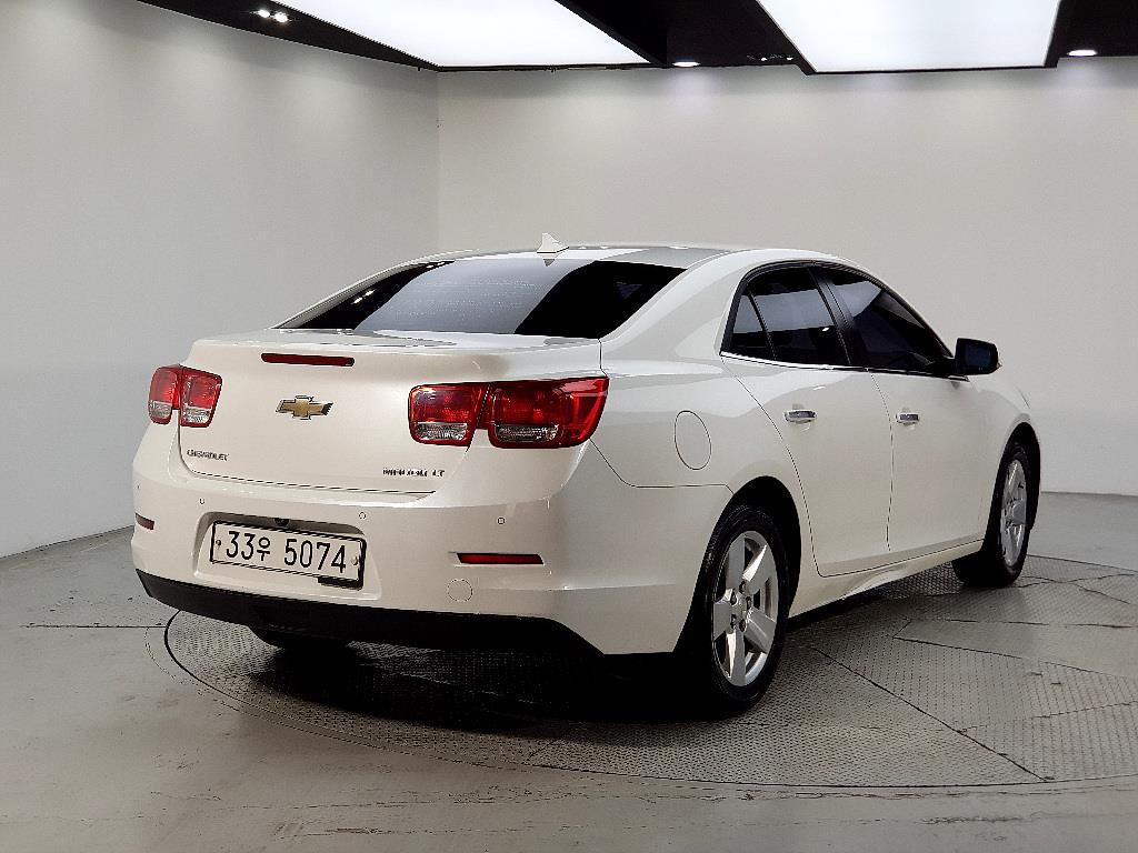 Chevrolet Malibu - Vista 4