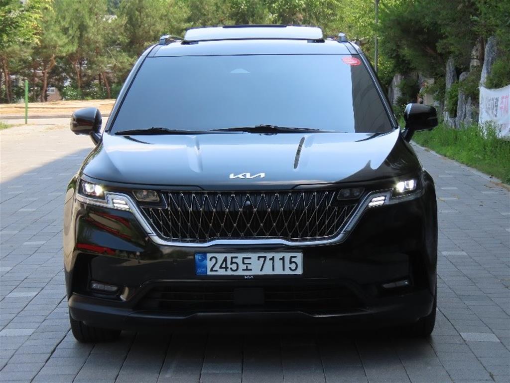 KIA Carnival 2022 Negro - Importación desde Corea - HF Imports Iquique - Foto 1