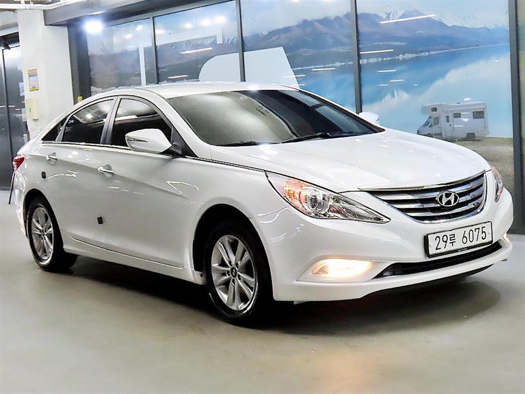 HYUNDAI Sonata 2012 Blanco - Importación desde Corea - HF Imports Iquique - Foto 1