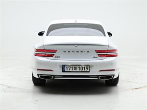 Genesis G80 - Vista 10