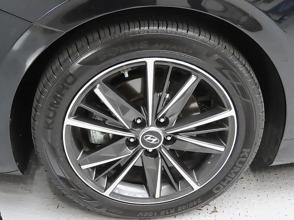 HYUNDAI Grandeur - Vista 7
