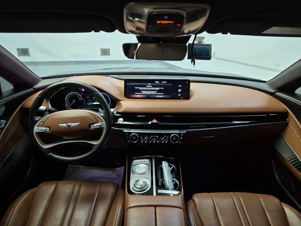 Genesis G80 - Vista 9
