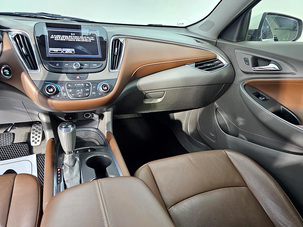 Chevrolet Malibu - Vista 12
