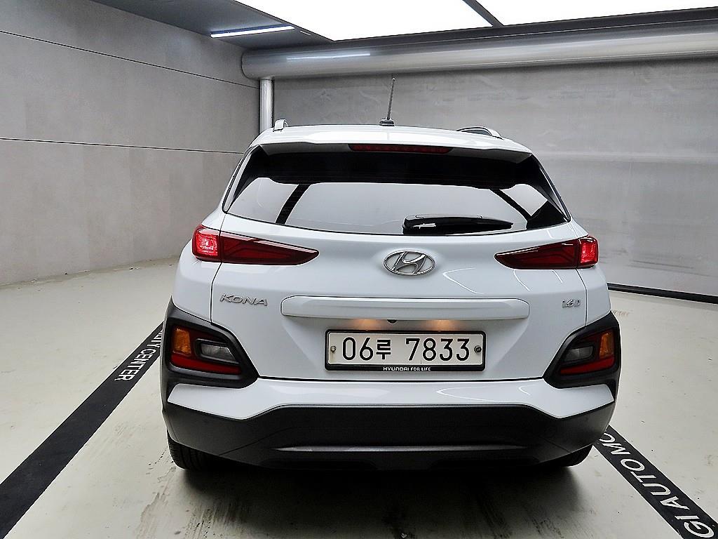 HYUNDAI Kona - Vista 3
