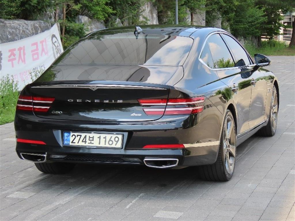 Genesis G80 - Vista 5