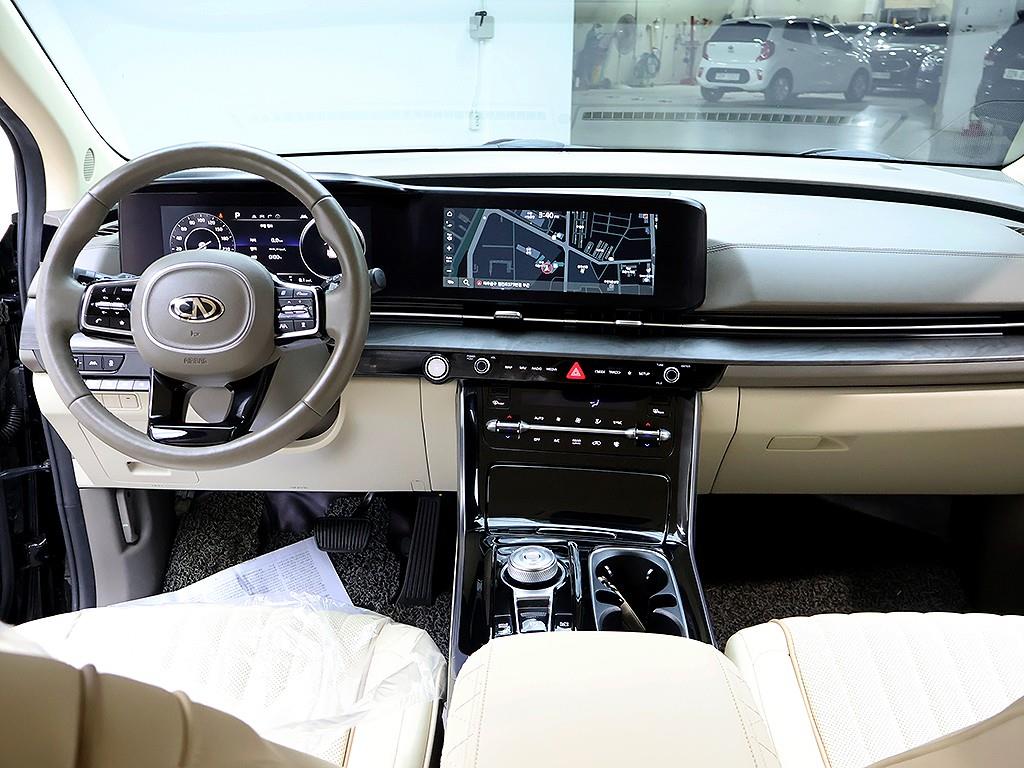 KIA Carnival - Vista 7