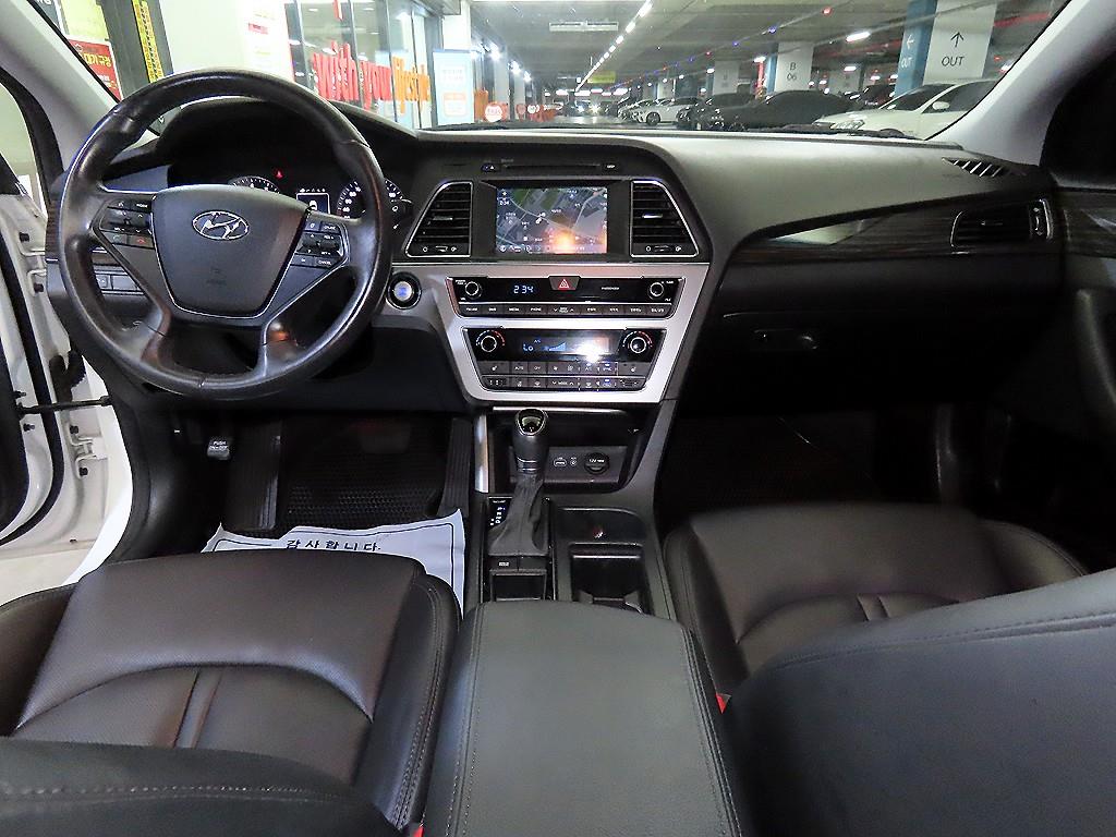 HYUNDAI Sonata - Vista 10