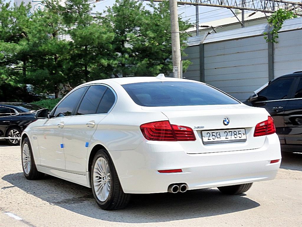 BMW 5 Series - Vista 3