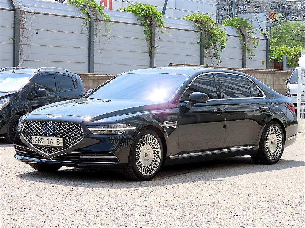 Genesis G90 - Vista 3