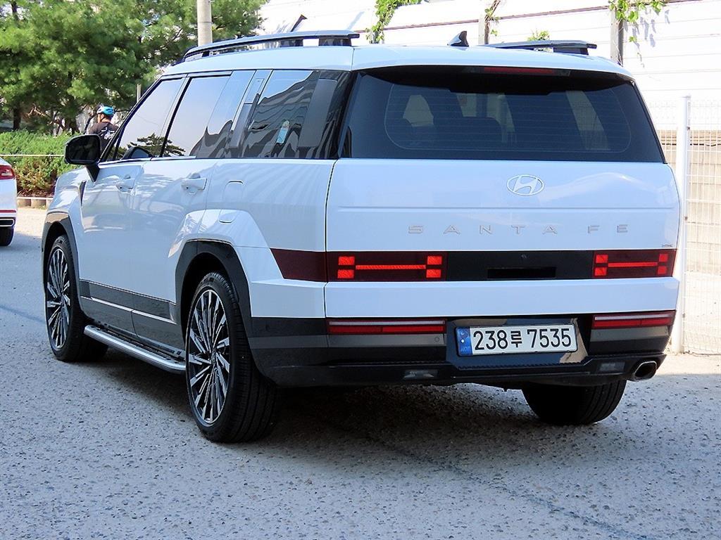 HYUNDAI Santa Fe - Vista 3