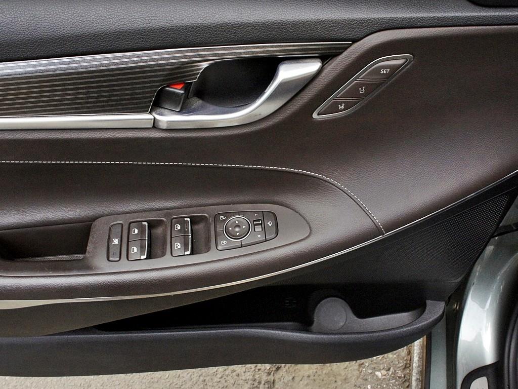 HYUNDAI Grandeur 2017 Verde - Importación desde Corea - HF Imports Iquique - Foto 15