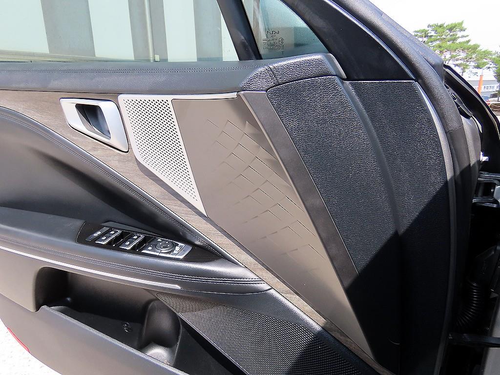 KIA K8 - Vista 11