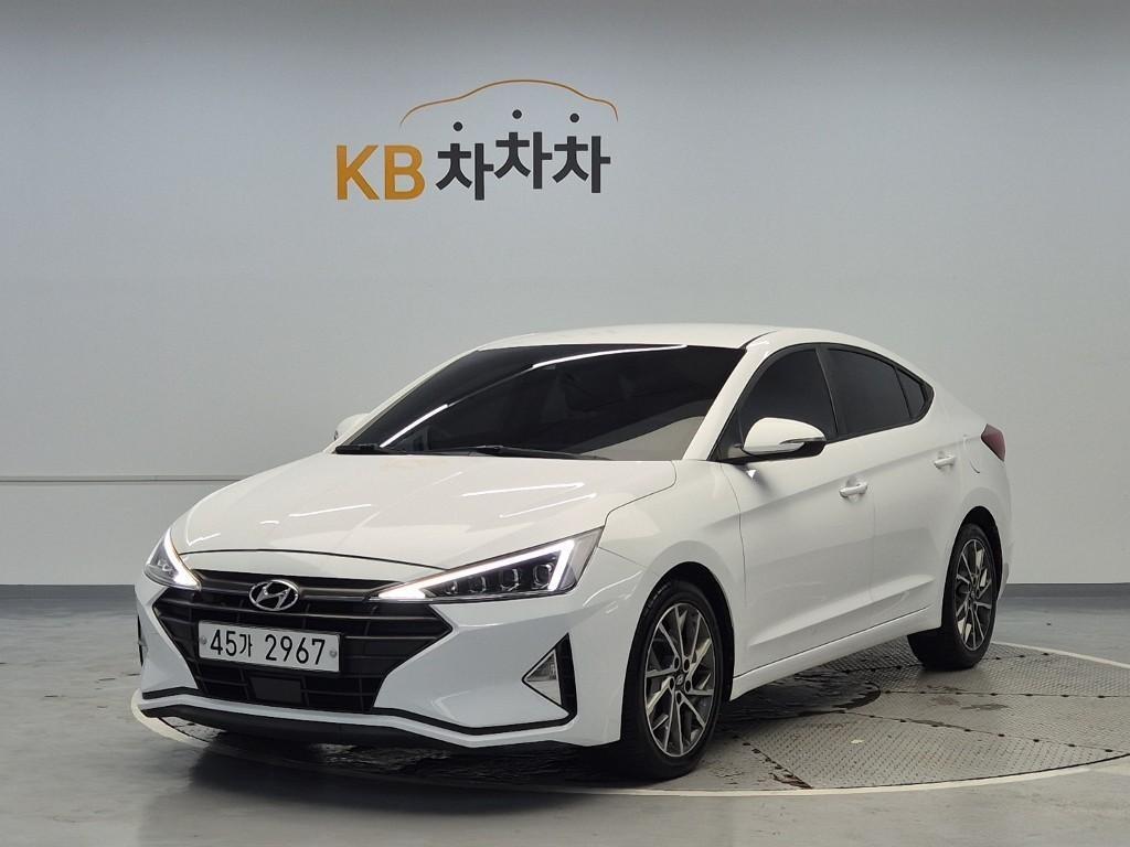 HYUNDAI Avante 2019 Blanco - Importación desde Corea - HF Imports Iquique - Foto 1